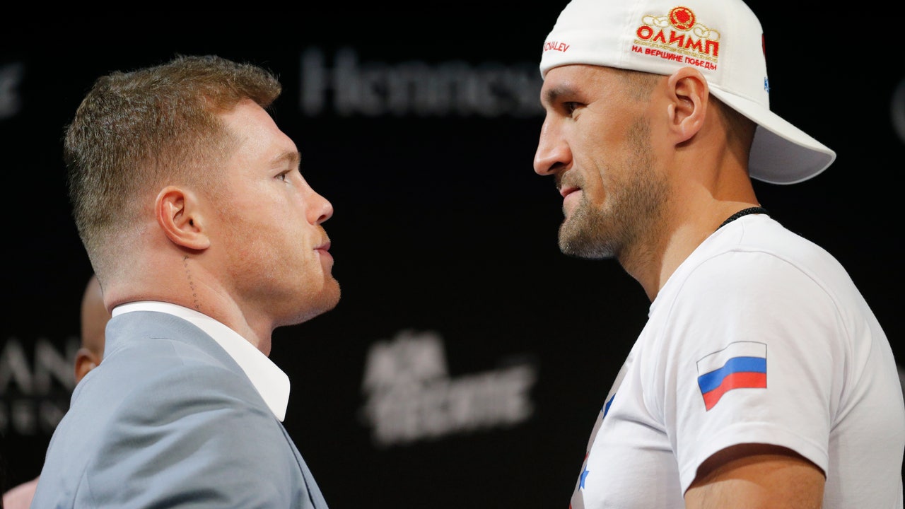 Alvarez moves up to take on big puncher Kovalev in Las Vegas